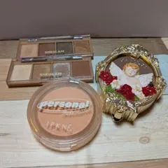 中古品アイシャドウパレットとパウダーチーク４点セット