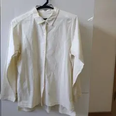 アイボリー Mサイズ シャツ