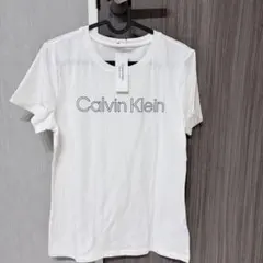 新品　未使用　タグ付き　Calvin Klein Tシャツ ホワイト Mサイズのサムネイル