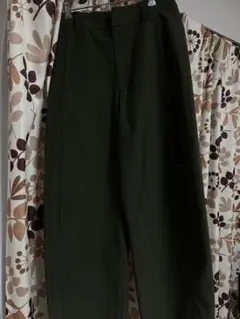 UNIQLO ジャージーバレルレッグパンツ