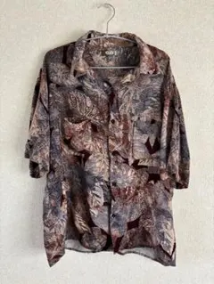 【kutir】柄シャツ 半袖 フリーサイズ