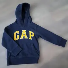 超美品　数回程度の使用　グレー　パーカー　GAP　110cm　早い者勝ち　裏起毛