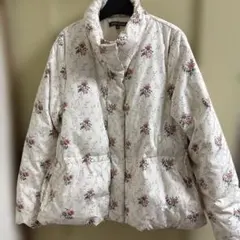 LAURA ASHLEY 花柄ダウンジャケット 38のサムネイル