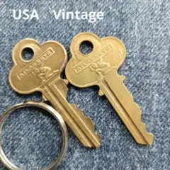 Item thumbnail for item f3d9d920-2a90-4e9b-adf6-44224d6b8602