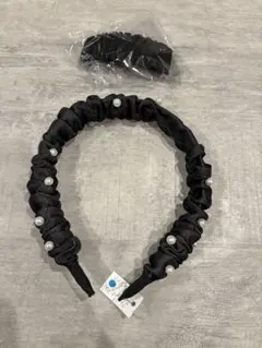 未使用タグ付　匿名配送　カチューシャ　ブラック　パール　ヘアピン　セット