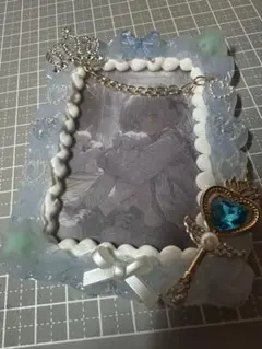 【409】ホイップデコ トレカケース B8 ライトブルー