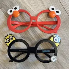 ユニバ　メガネ　ミニオン　エルモ