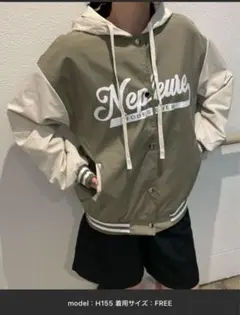 カーキ ブルゾン