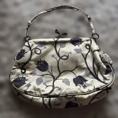 PRADA プラダ　花柄刺繍 ベージュハンドバッグ　がま口バッグ
