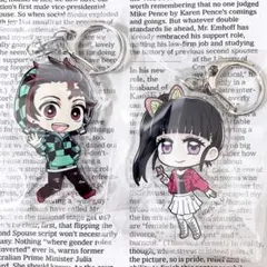 鬼滅の刃 atmos アクリルキーホルダー 竈門炭治郎／栗花落カナヲ