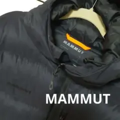 マムート　MAMMUT ダウンジャケット黒系フード　マンモスロゴ有りのサムネイル