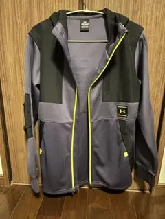 UNDER ARMOUR フルジップパーカー グレー