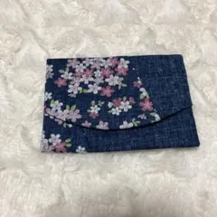 Item thumbnail for item 16f45ed9-9e1c-4309-823e-ecaed66df96e