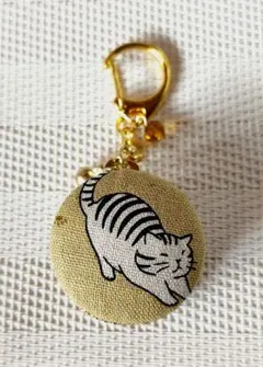 トラ猫★茶トライエロー　マカロンポーチ　マカロンケース　キーホルダーハンドメイド