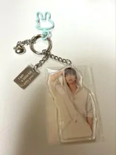 TXTスビン Into You アクリルキーホルダー