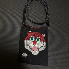 Ball & Chain Tiger Design Shoulder Bagのサムネイル