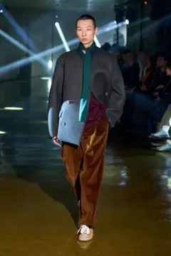 25AW kolor ウールスポンジダンボール ジャケットコートのサムネイル