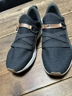 ニューバランス　スリッポン　BEAYA 25.0cm