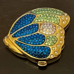 2026年最新】Estee Lauder 特徴：クリスマスコフレ プレストパウダーの