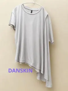DANSKIN（ダンスキン） アシンメトリー ヨガ Tシャツ グレイッシュのサムネイル