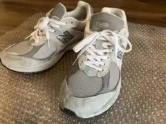 ニューバランス2002R0