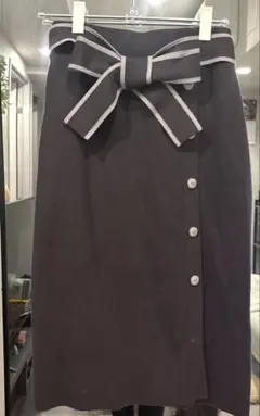 美品⭐︎ベルト付 スカート 膝下丈 Sサイズ