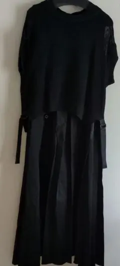 ヤマダヤ福袋　ブラック ノースリーブ レイヤードワンピース