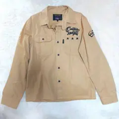 ベージュ刺繍入り長袖シャツ