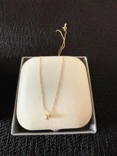 未使用☆STAR JEWELRY K18 星型ネックレス - メルカリ