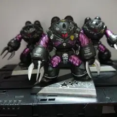 ガンダムコンバージ 黒い三連星専用 ドムセット メタリック塗装 - メルカリ