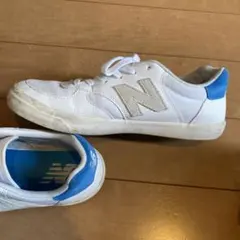 n*2様 ニューバランス　スニーカー
