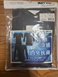 アンダーシャツ