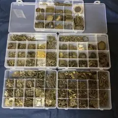 金属パーツセット ゴールド系 収納ケース付き