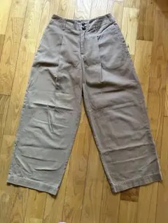 キャメル ワイドパンツ
