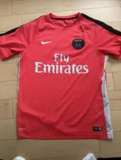 Nike パリ・サンジェルマン 赤 シャツ
