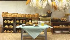 【ミニチュア】熱々！サーモンとほうれん草の窯出しキッシュ。