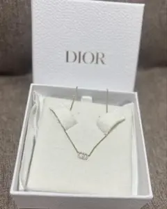 Dior ネックレス ゴールド