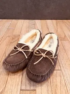 す*！様 【正規品】UGG メンズ モカシン 27cm