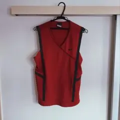 Nike ノースリーブタンクトップ レッド