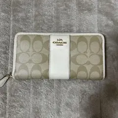 COACH コーチ PVC シグネチャー ラウンドジップ ベージュ 長財布