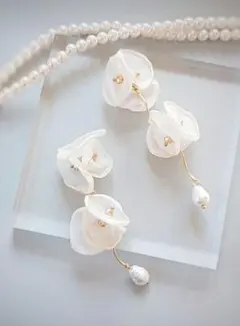 【再販】シフォン ピアス イヤリング アイボリー ブライダル ハンドメイド