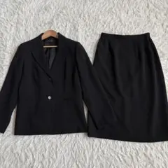 ◉当日発送可能【美品】東京イギン 高級礼服 大き目7号 清楚な印象 