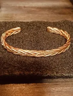 ブレスレット　バングル