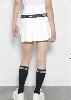 新品・タグ付き♪NBB WEEKEND ゴルフ　スカート　ホワイト　サイズ1