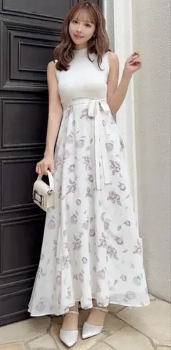 リボンベルト付き ニットドッキング 花柄ワンピース