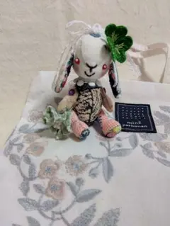 森のうさぎちゃん ミナペルホネン ハンドメイドぬいぐるみチャーム