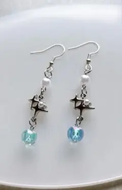 #106 ハンドメイド ピアス イヤリング アクリルビーズ ブルー シルバー 星
