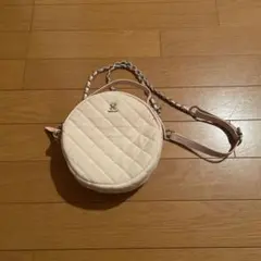 NICE CLAUP 円形キルティングショルダーバッグ