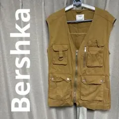 Bershka ブラウンジッパーベスト 4ポケット　r113のサムネイル