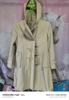 ベージュ フード付きダッフルコート